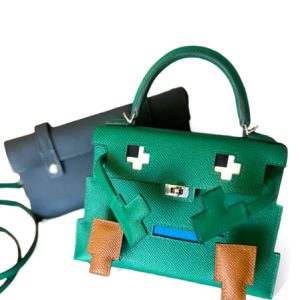 Hermès Kelly Doll Pixel & Sellier Blue Zanzibar  B3, Gold 37, Gris Misty H0, Vert Vertigo U4, White 01 Epsom 2024 W