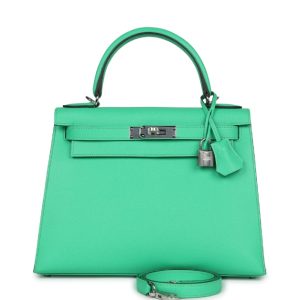Hermès Kelly Sellier 28 Vert Comics 0Z Epsom 2024 W